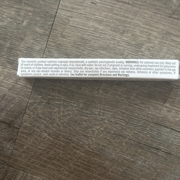 Rodan and Fields lash boost serum - Picture 2 of 8